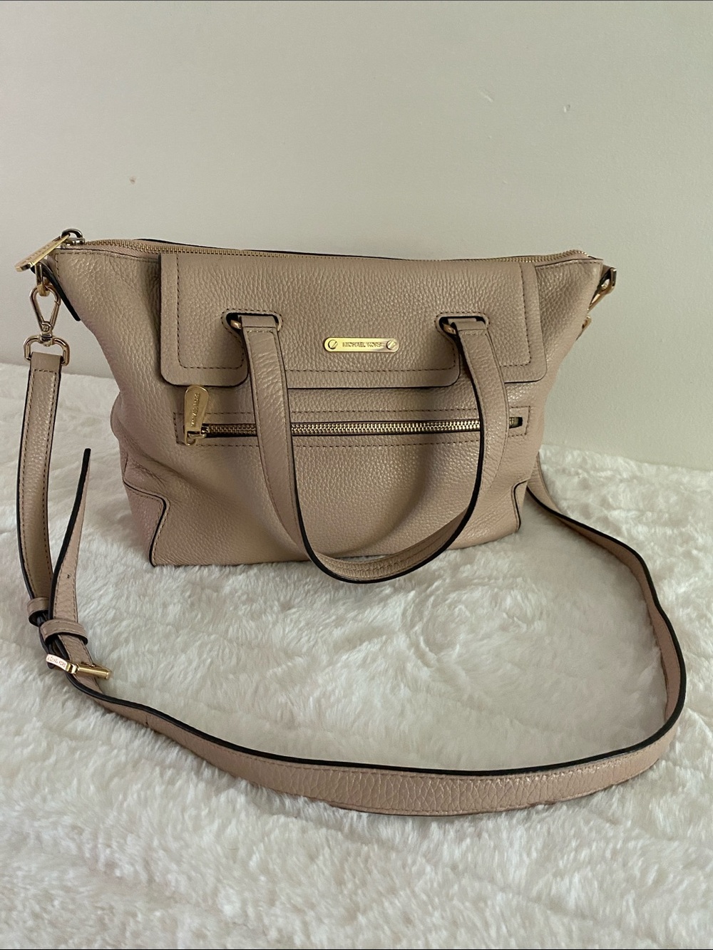 MICHAEL Michael Kors Mackenzie Medium Leather Satchel Tote Bag in Blush
